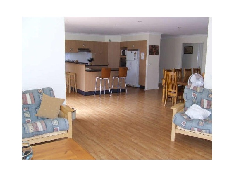 15 Manyana Drive, Manyana NSW 2539