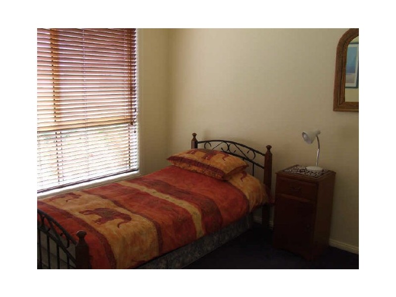 15 Manyana Drive, Manyana NSW 2539