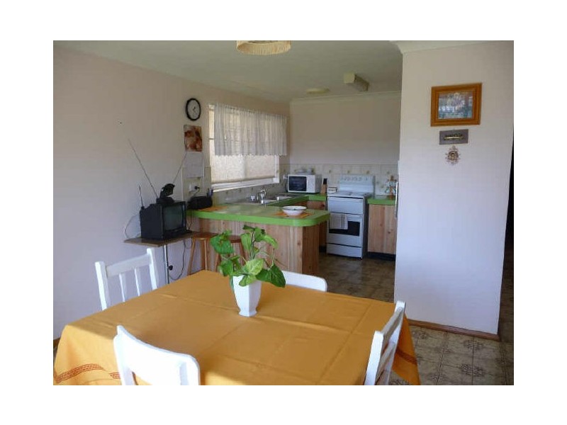 4 Powell Avenue, Ulladulla NSW 2539