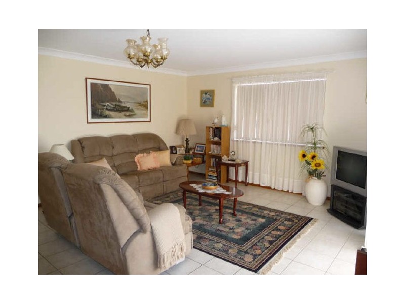 4 Powell Avenue, Ulladulla NSW 2539