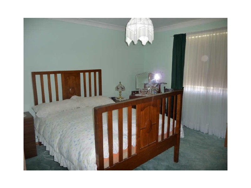 4 Powell Avenue, Ulladulla NSW 2539