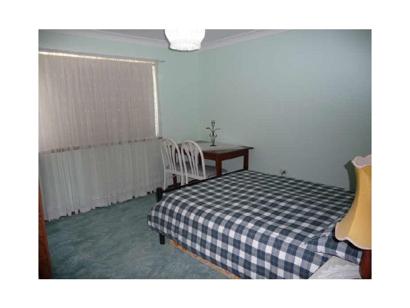 4 Powell Avenue, Ulladulla NSW 2539