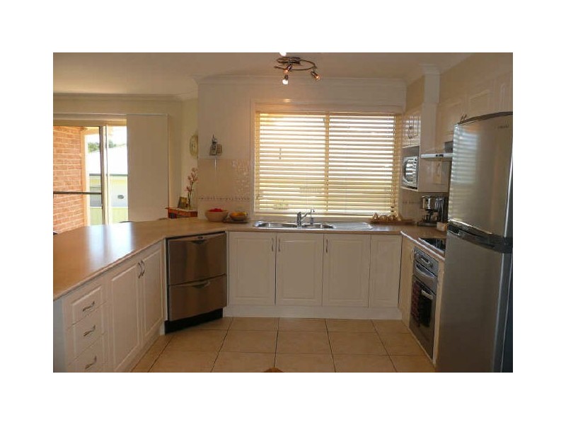10 Everett Court, Mollymook NSW 2539