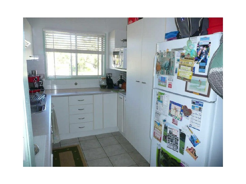 11 Bangalow Street, Narrawallee NSW 2539