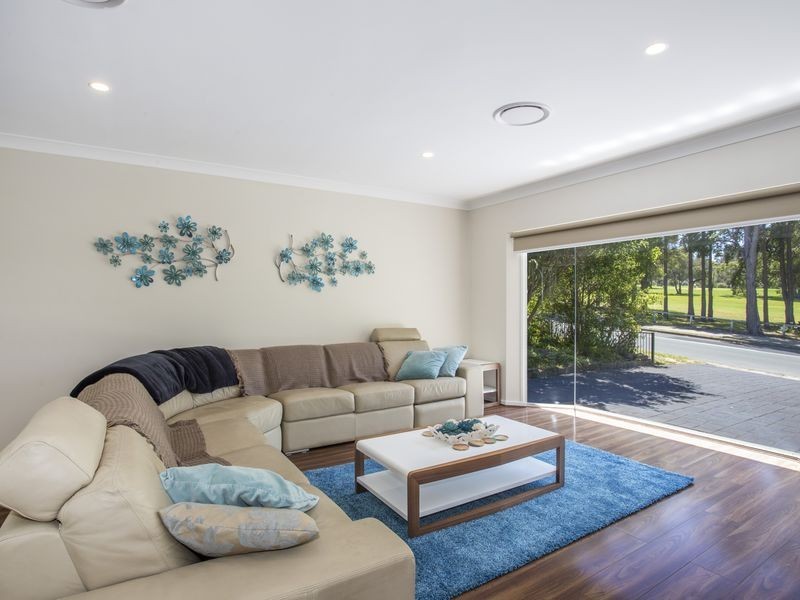 47 Golf Ave, Mollymook NSW 2539