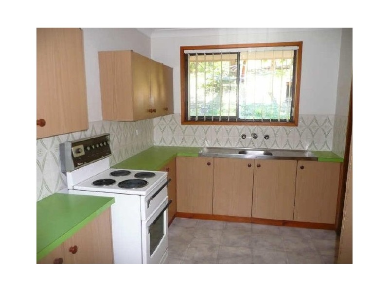 54 Valley Drive, Mollymook NSW 2539