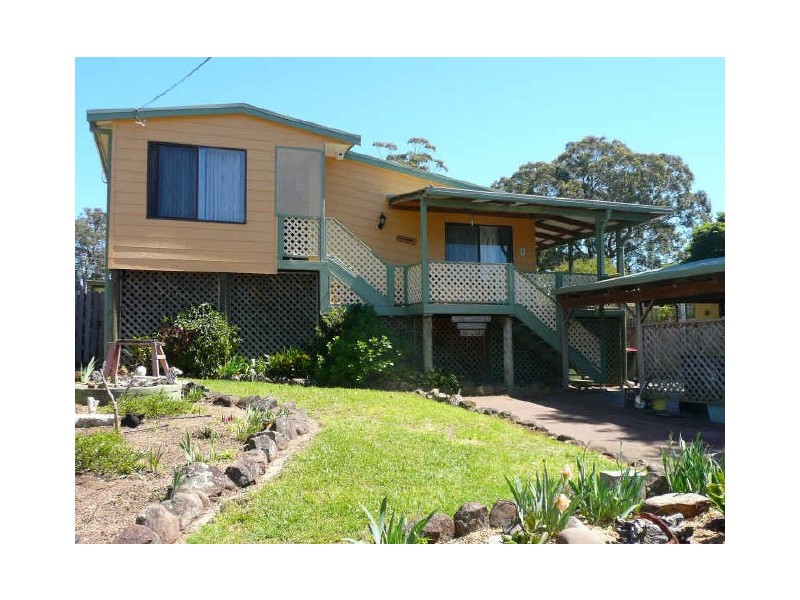 21 Acacia Street, Fishermans Paradise NSW 2539