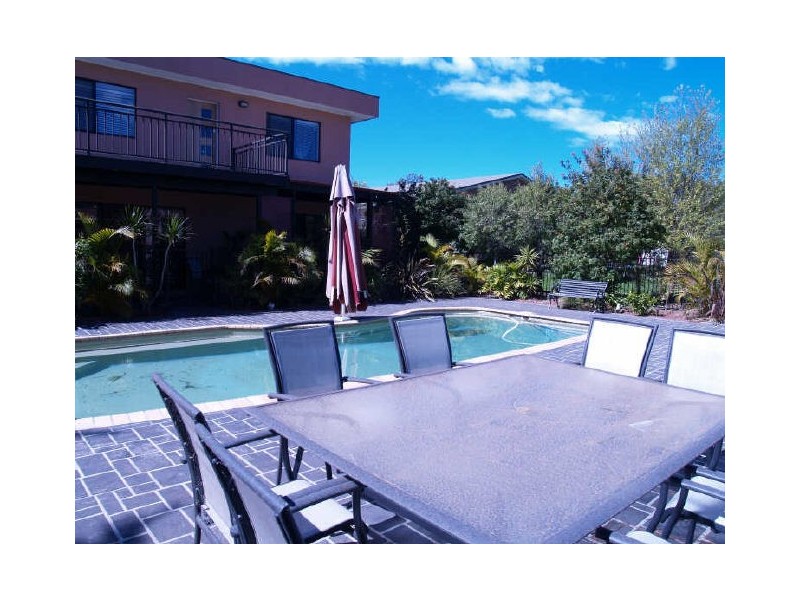 12 Ireland Street, Burrill Lake NSW 2539