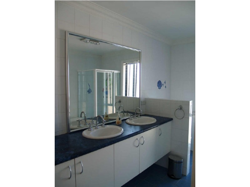 12 Ireland Street, Burrill Lake NSW 2539