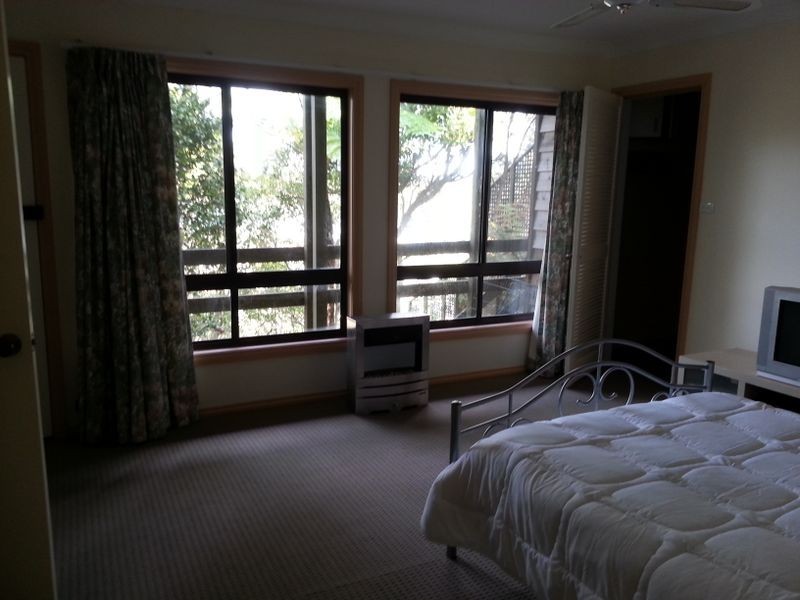 92 Canberra Cres, Burrill Lake NSW 2539