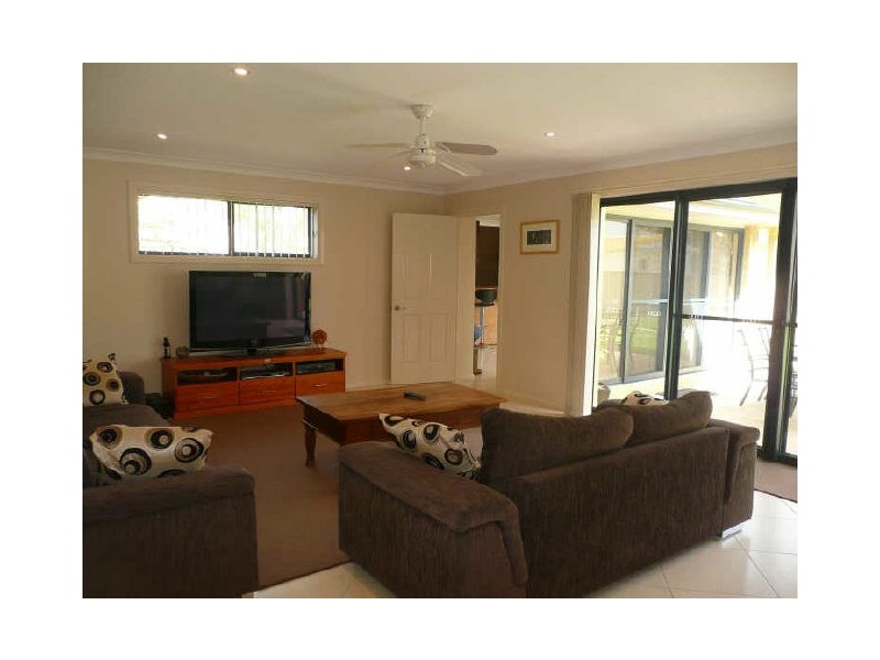 66 Macleay Street, Narrawallee NSW 2539