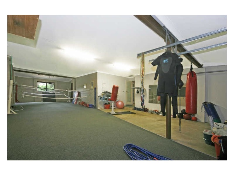 35 Princes Highway, Lake Tabourie NSW 2539