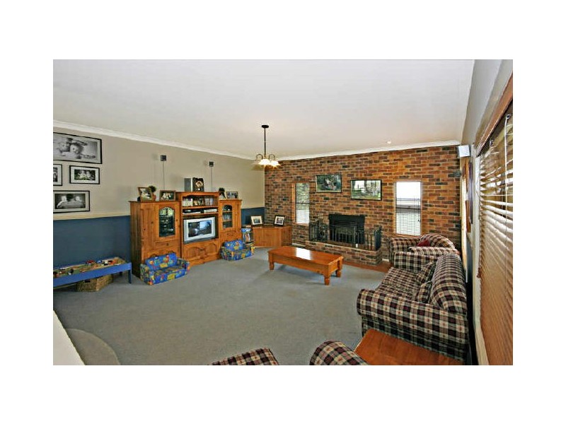 10 Royal Mantle Drive, Ulladulla NSW 2539