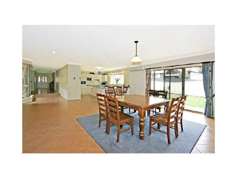 10 Royal Mantle Drive, Ulladulla NSW 2539