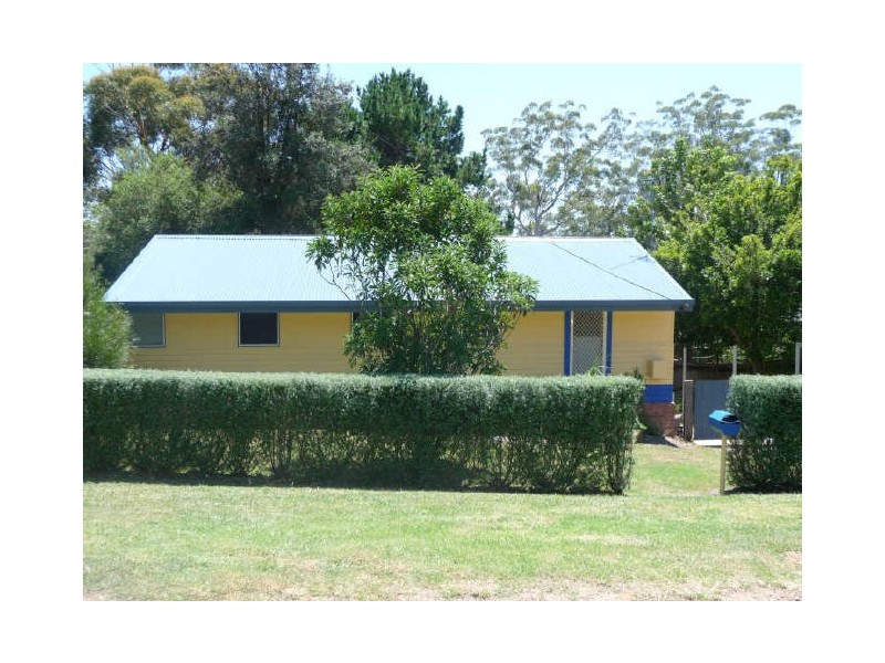 13 Esme Street, Lake Conjola NSW 2539