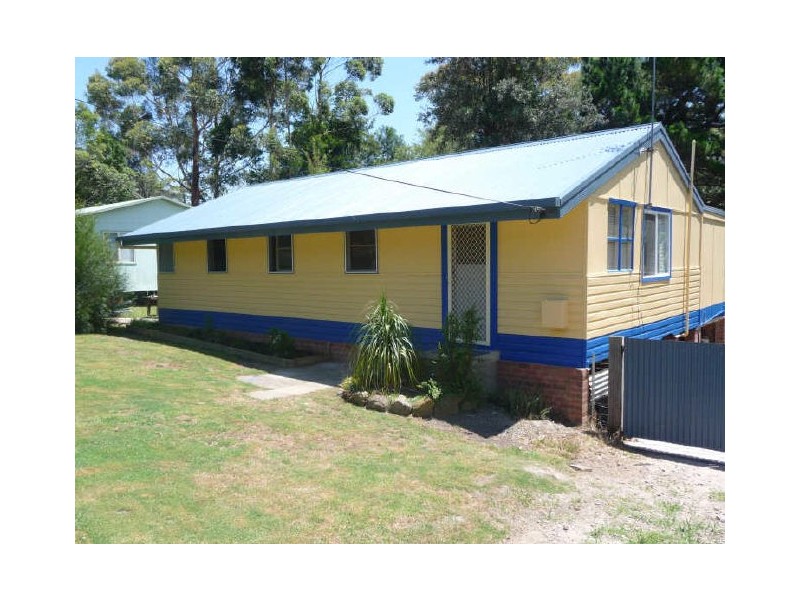 13 Esme Street, Lake Conjola NSW 2539