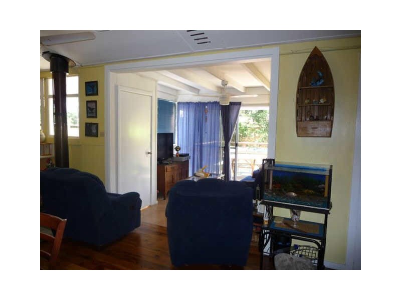 13 Esme Street, Lake Conjola NSW 2539