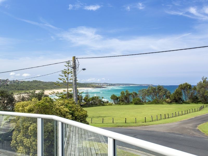 33 Seaside Parade, Dolphin Point NSW 2539