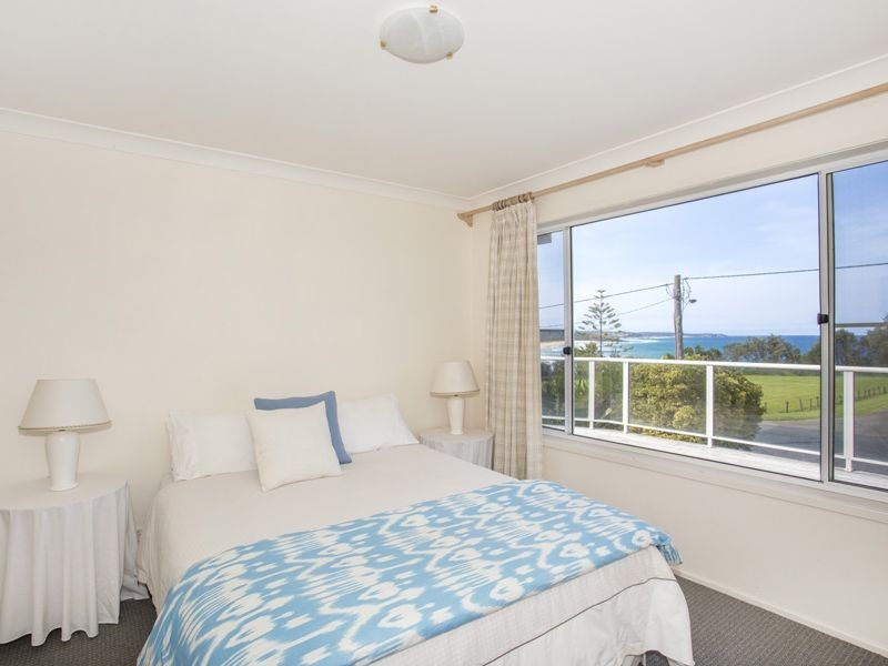 33 Seaside Parade, Dolphin Point NSW 2539