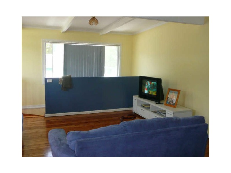 9 Venus Avenue, Lake Tabourie NSW 2539