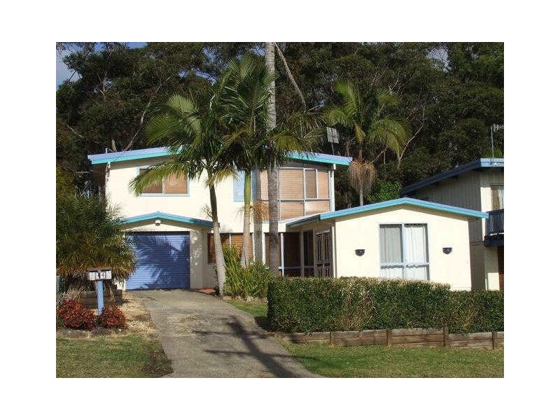 44 Wyoming Avenue, Burrill Lake NSW 2539