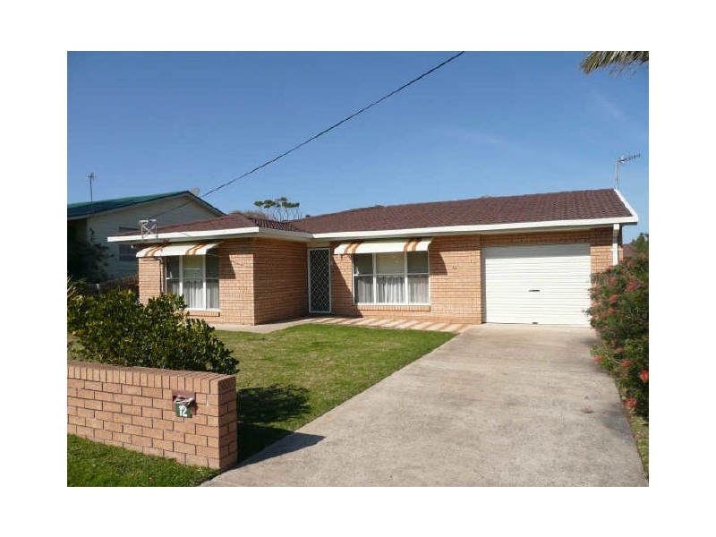 12 Hollywood Avenue, Ulladulla NSW 2539