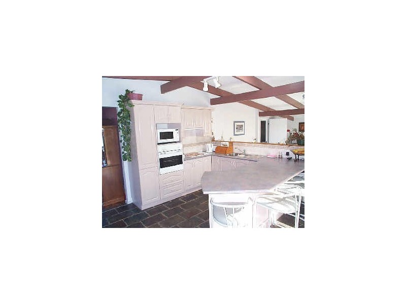 11 Dolphin Street, Ulladulla NSW 2539