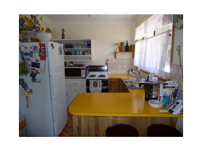 38 Edward Avenue, Kings Point NSW 2539