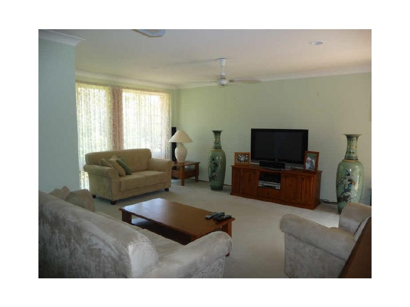 35 George Avenue, Kings Point NSW 2539