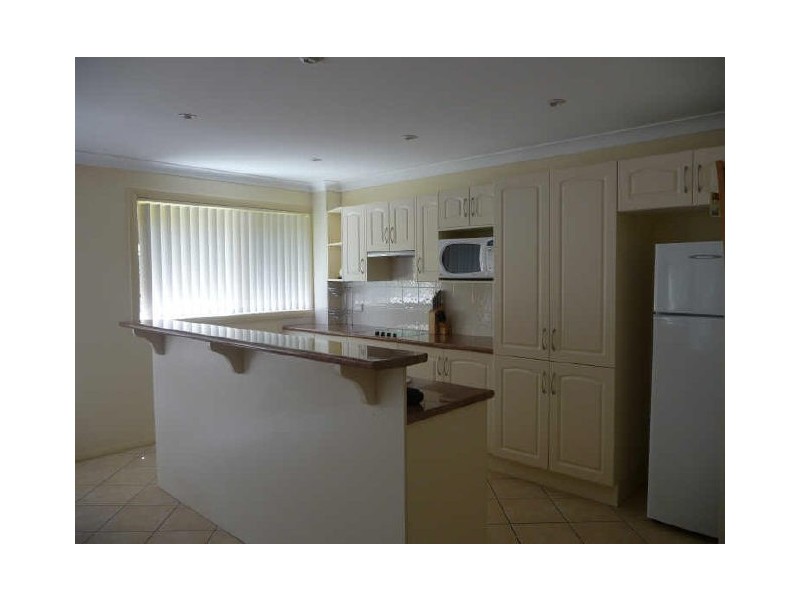 2/19 Augusta Place, Mollymook NSW 2539