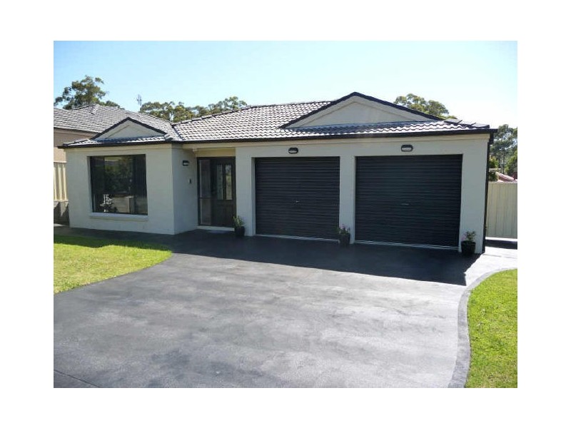 12 Royal Mantle Drive, Ulladulla NSW 2539