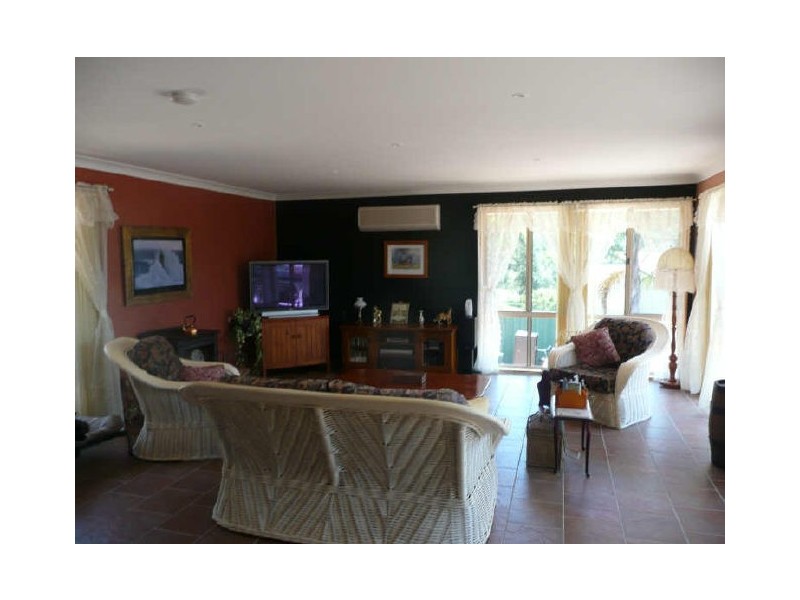 12 Hapgood Close, Kioloa NSW 2539