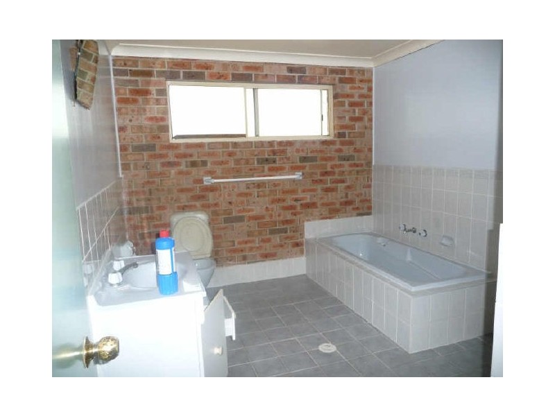38 Mercury Drive, Lake Tabourie NSW 2539
