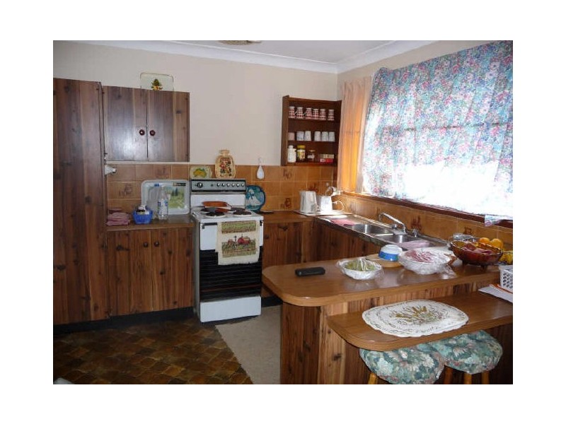 7 South Pacific Crescent, Ulladulla NSW 2539