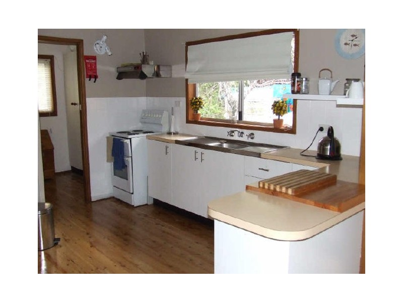 42 Anglers Parade, Fishermans Paradise NSW 2539