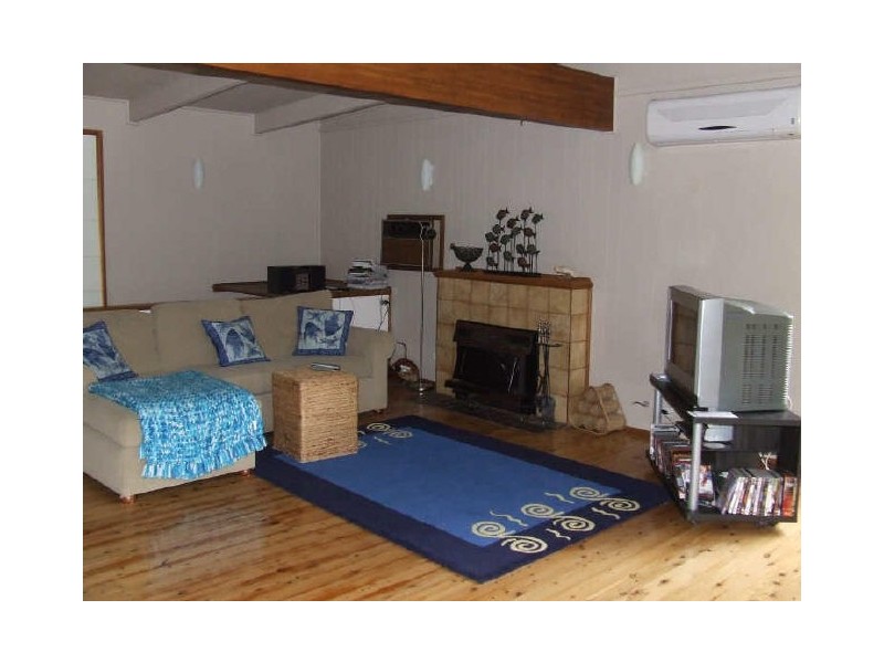 42 Anglers Parade, Fishermans Paradise NSW 2539