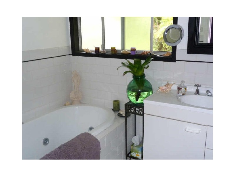 54 Anglers Parade, Fishermans Paradise NSW 2539