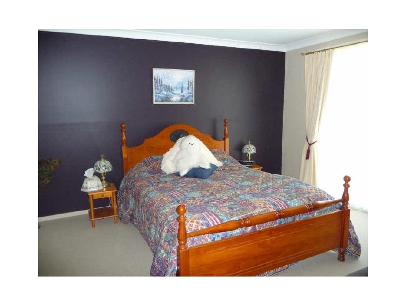 28 Lyra Drive, Lake Tabourie NSW 2539