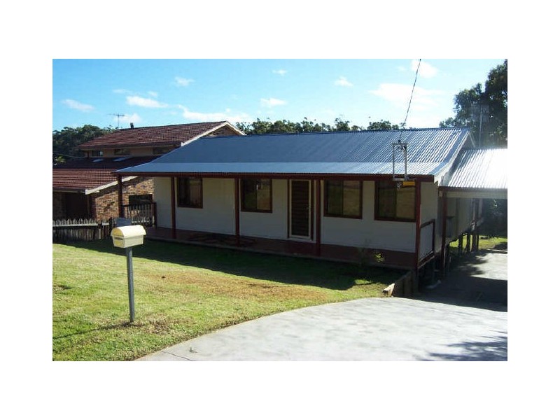 30 Treetops Crescent, Mollymook NSW 2539