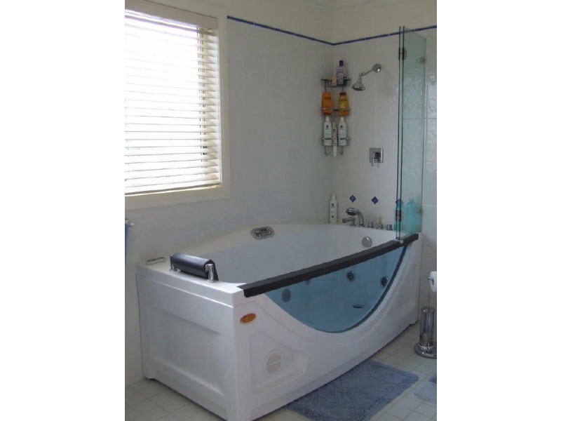 5 Martin Avenue, Ulladulla NSW 2539