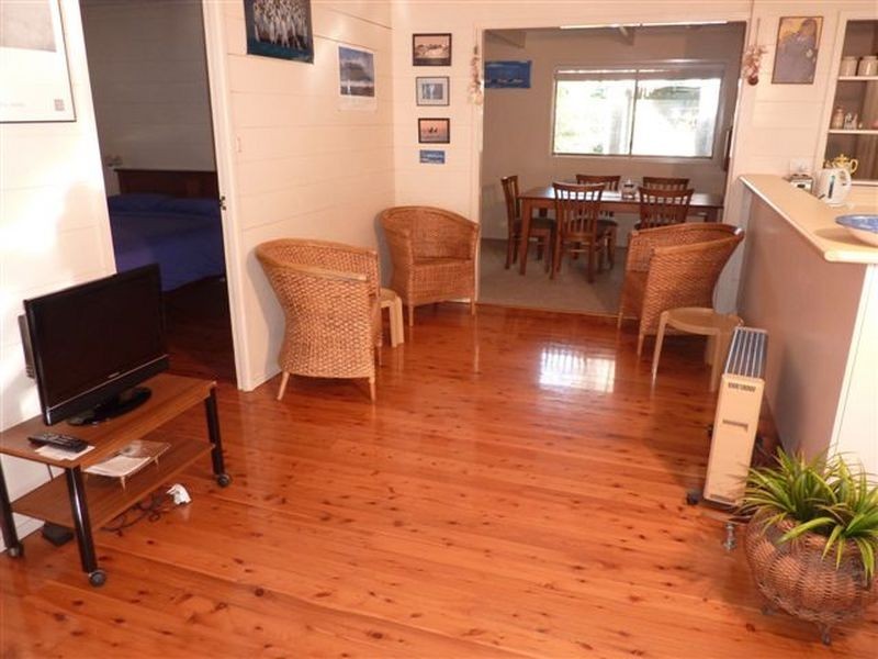79 Tallwood Avenue, Mollymook NSW 2539
