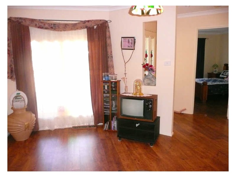 14 Wyoming Avenue, Burrill Lake NSW 2539