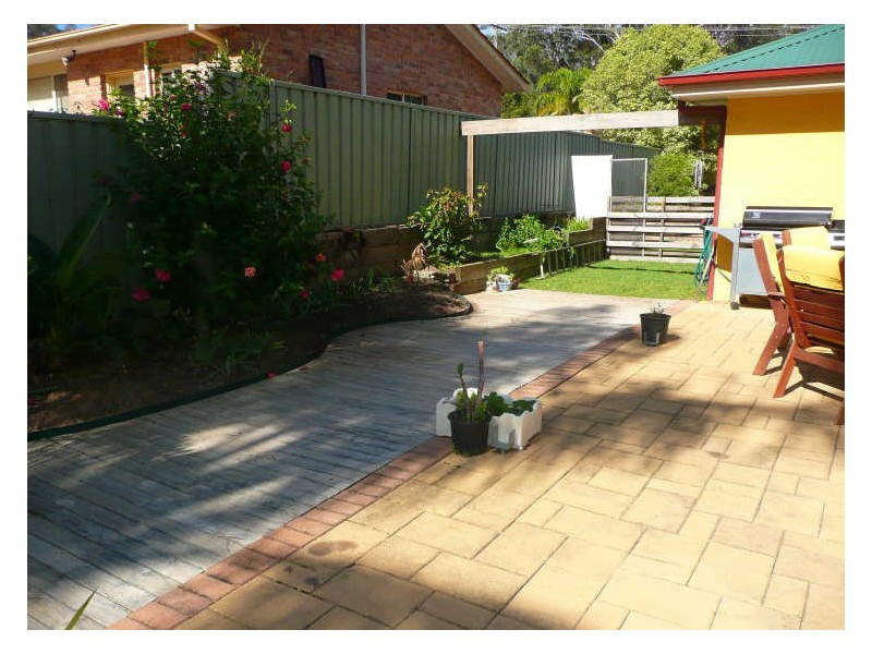 14 Wyoming Avenue, Burrill Lake NSW 2539