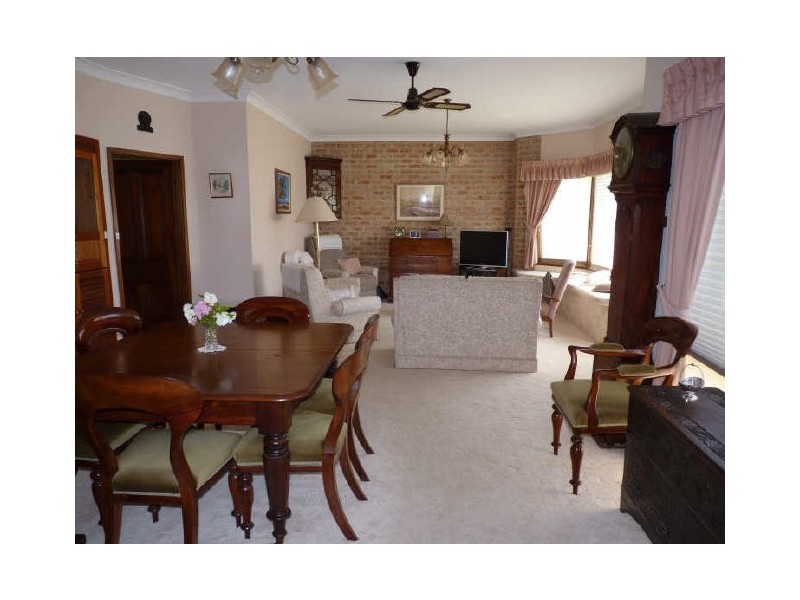 33 Garside Road, Mollymook NSW 2539