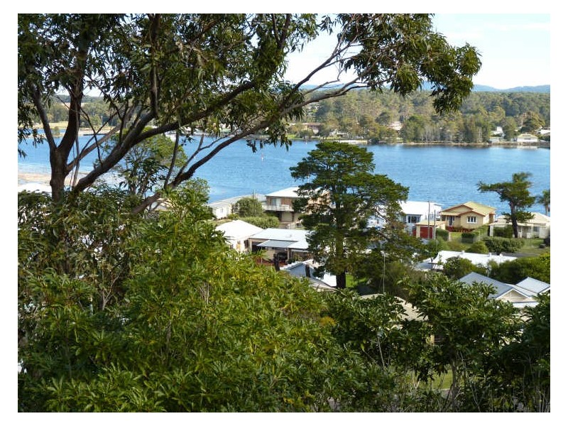 92 Canberra Crescent, Burrill Lake NSW 2539