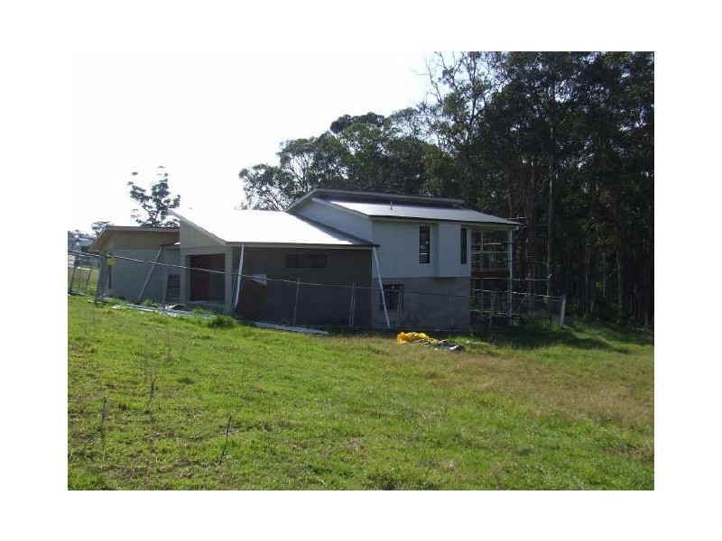 9 Bada Crescent, Burrill Lake NSW 2539