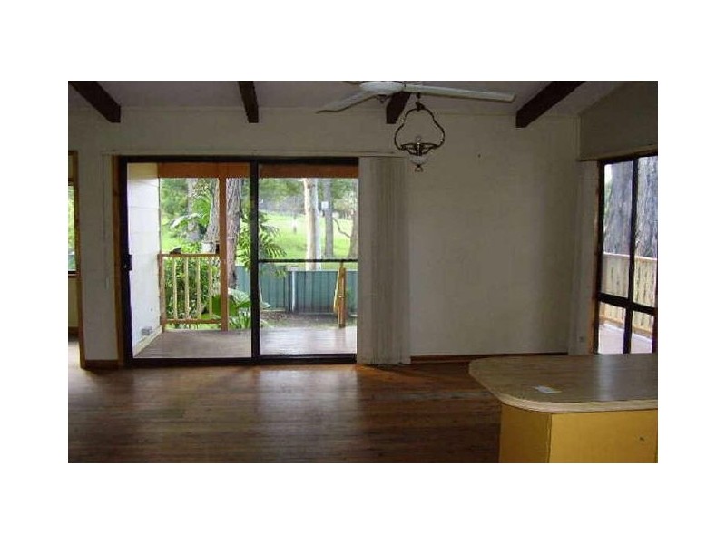 36 Alma Avenue, Fishermans Paradise NSW 2539