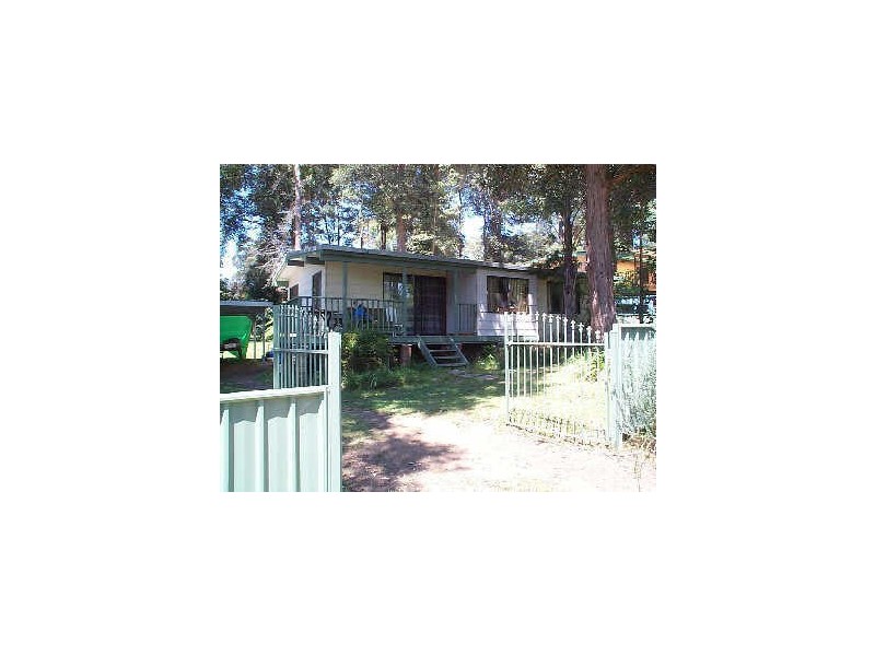 36 Alma Avenue, Fishermans Paradise NSW 2539