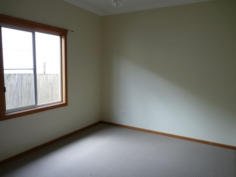 30 Queanbeyan Avenue, Burrill Lake NSW 2539