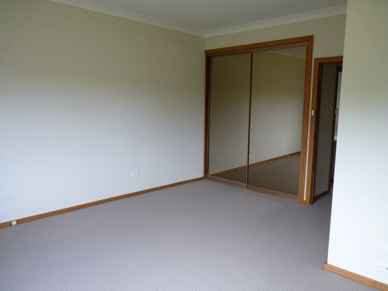 30 Queanbeyan Avenue, Burrill Lake NSW 2539